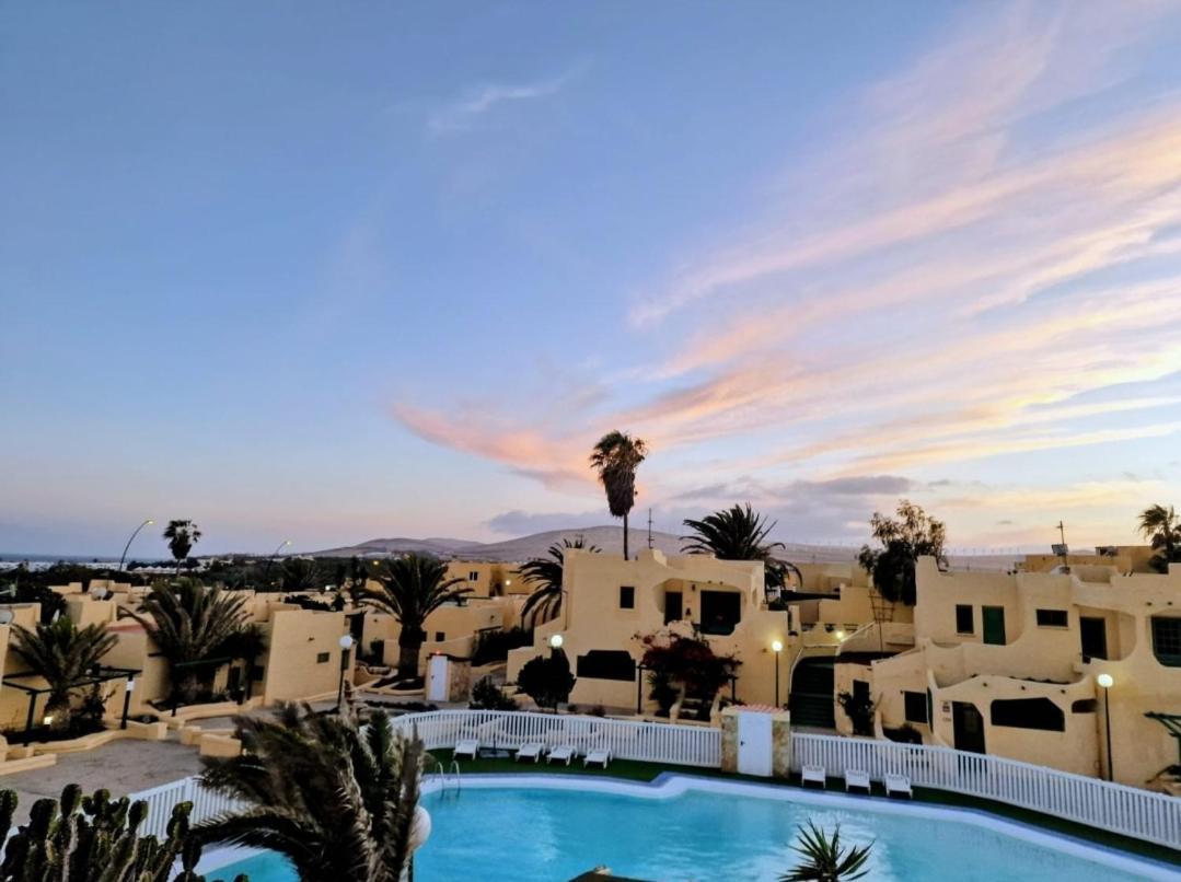 Apartamento Con Jacuzzi Vistas A La Piscina Costa Calma Exteriör bild